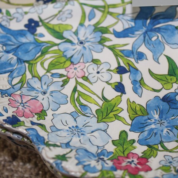 Soho Loft Blue Pink Flower Floral Scallop Melamine 11" Dinner Plate Set of 4 NWT - Picture 3 of 7